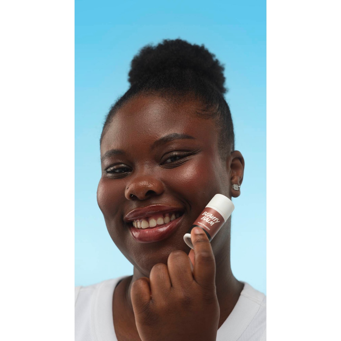 Medium Dark Neutral Beauty Balm - Image 11