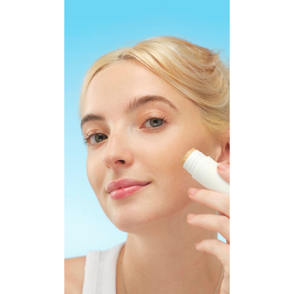 Medium Dark Neutral Beauty Balm - Image 29